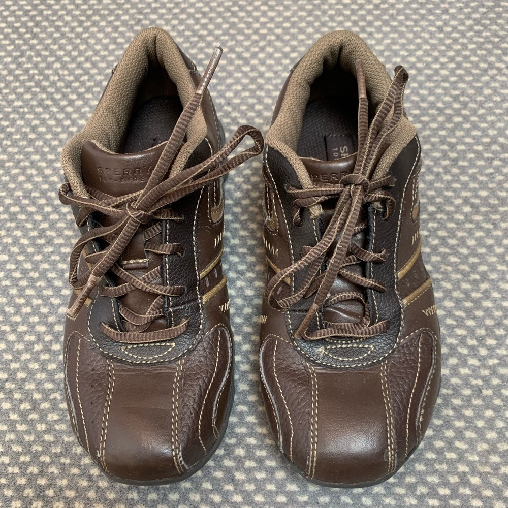 Sperry Sneaker